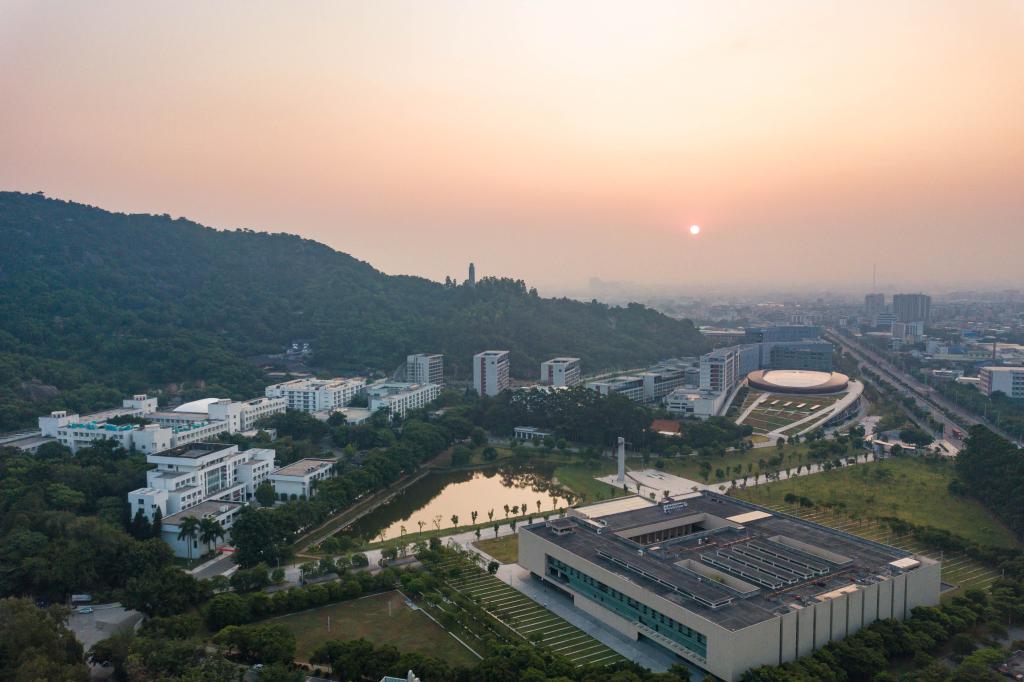 美丽的校园环境-汕头大学本科招生网